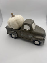 Pumpkin truck